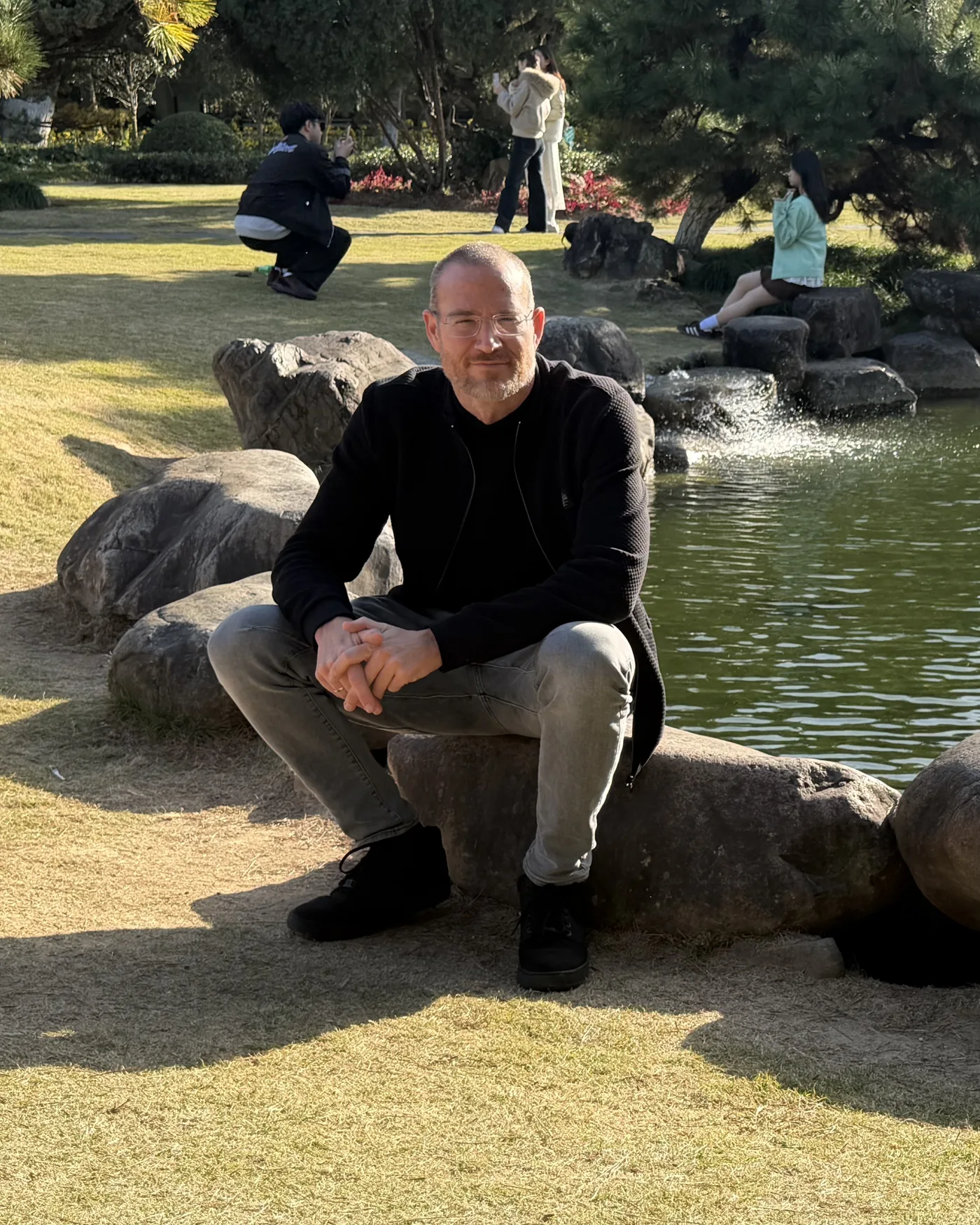John van den Bosch aan het water